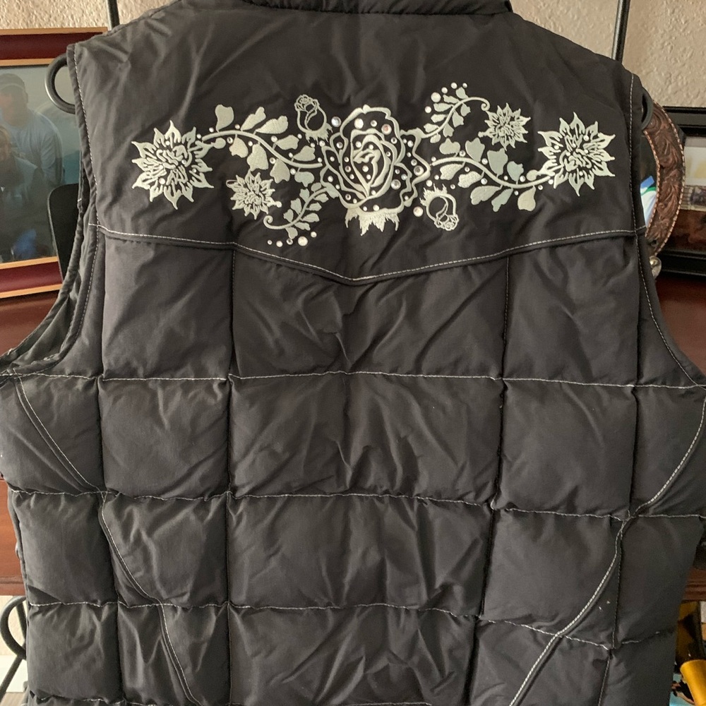 Cowgirl Hardware Vest! - Picture 2 of 3